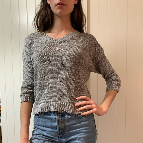 Women’s V-Neck Sweater - Picture 2 of 6